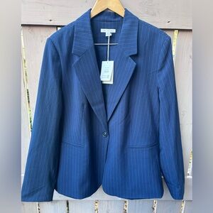 🎉NWT🎉 Classic Navy Pinstripe Blazer